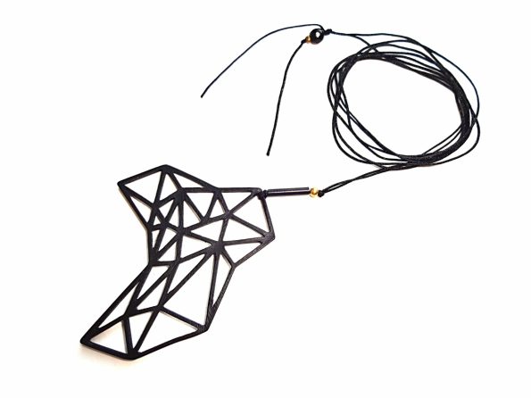 Geometrinis minimalistinis juodo metalo pakabukas